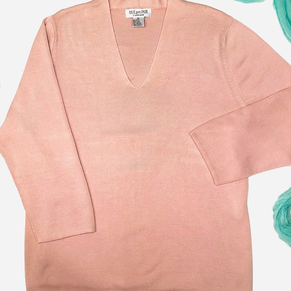 Dué per Dué Silk V-Neck Sweater, in Salmon